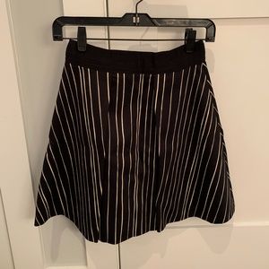 Alice & Olivia - striped flare skirt - Size 2